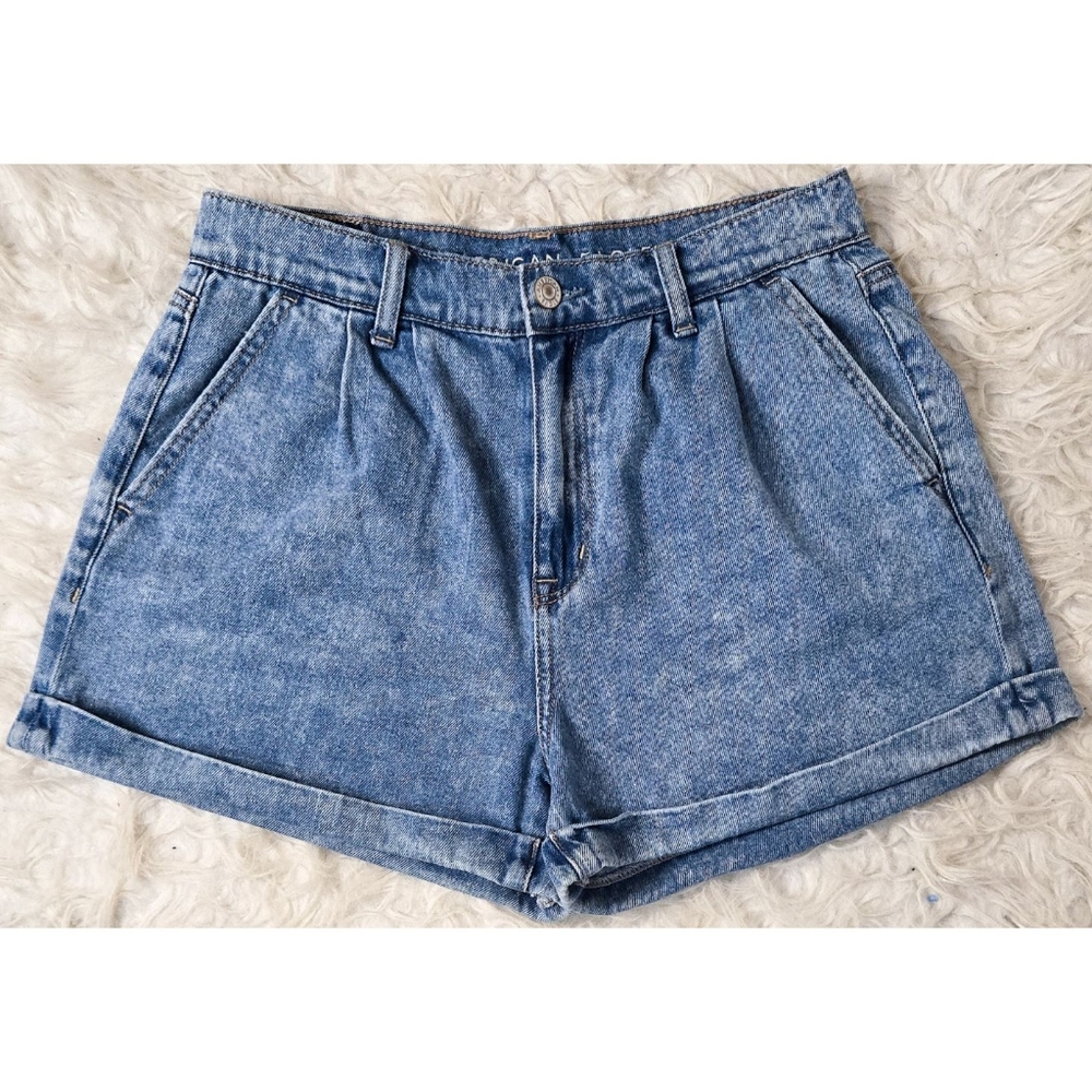 American Eagle Outfitters Mom Shorts High Waisted Rise Cuffed 90s Denim Pleated